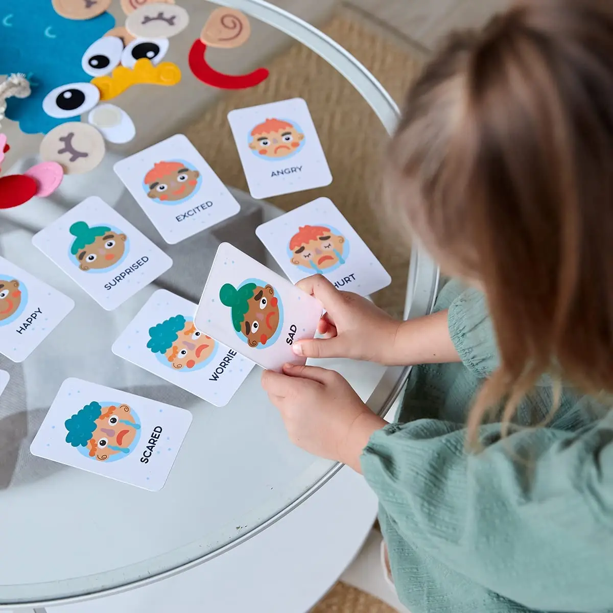 Kids Montessori Facial Expression Game Emotional Change Toys With 9pcs Cards Preschool Learning Educational Toys - Image 4